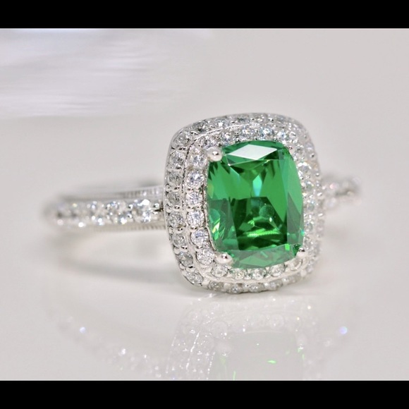 Tacori Green Diamonique halo engagement ring - Picture 5 of 14
